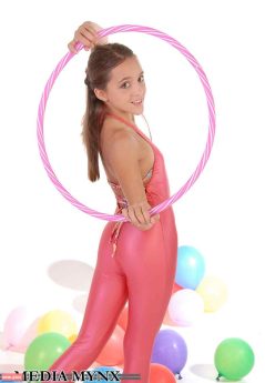 1413: Media Mynx – Luca Model (20 sets)