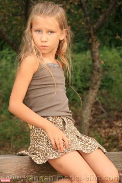1437: Models Elite – Hannah (sets 01-35, 3 vids)