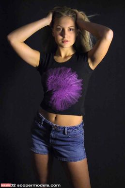 1341: SooperModels – Emily (19 sets)